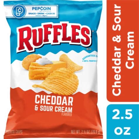 Ruffles® Cheddar and Sour Cream Potato Chips, 2.5 oz - Dillons Food Stores