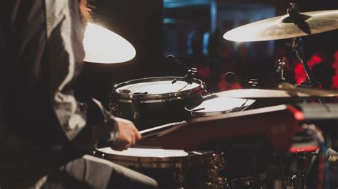 What Makes A Great Studio Drummer? | Production Expert