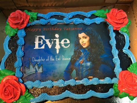 Descendants Evie birthday cake Kylie Birthday, Girl Bday Party, Bday ...