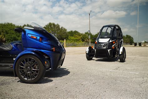 Test ride: Arcimoto 3-wheeled electric vehicles, cranking fun to the max!