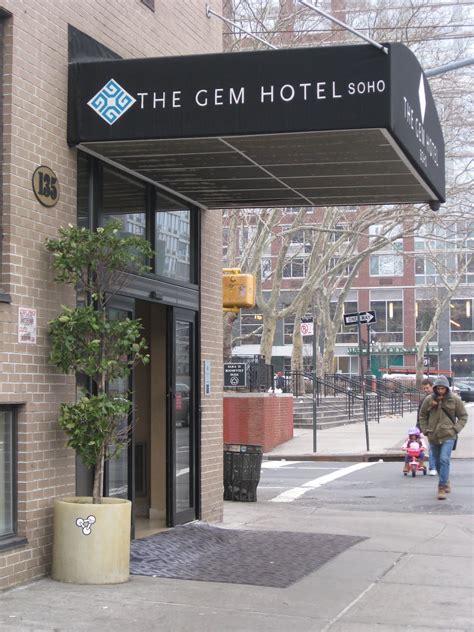 All About The Famous Places: Cheap Hotels In New York City