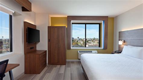 Holiday Inn Express Los Angeles - Lax Airport in Los Angeles, the ...