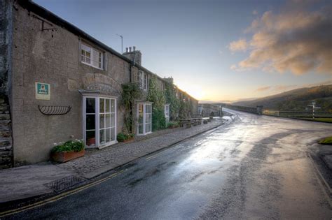 The Red Lion, Burnsall, North Yorkshire, Stay in a Pub