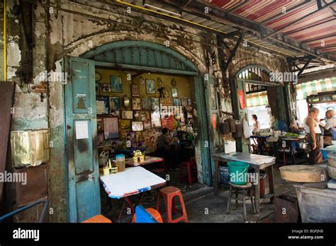 Old chinese restaurant in china town, bangkok, Thailand Stock Photo - Alamy