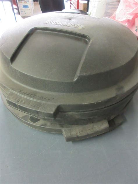 5 Rubbermaid Roughneck LIDS ONLY / fit 2620 Brute Garbage Cans