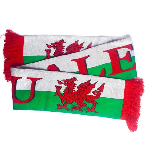 Wales/Cymru scarf - Welsh gifts with heart - Spend £50 for 10% off