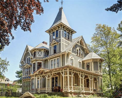 Victorian Architectural Style 3-min - Custom Home Builder Digest