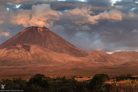 Tongariro - The Film Star among Volcanoes