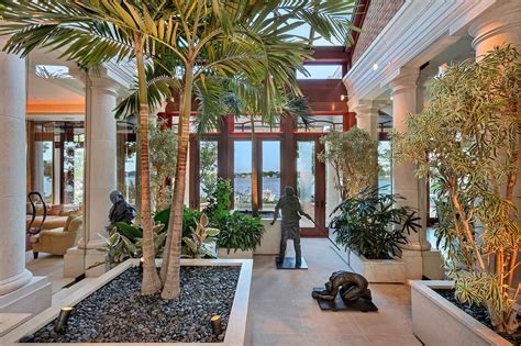 Atriums, Orangeries, and Indoor Gardens - Christie’s International Real Estate