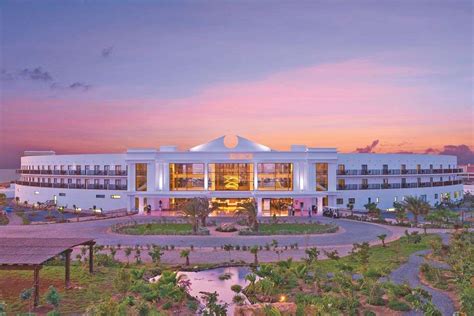 Melia Dunas Beach Resort & Spa, Cape Verde | Blue Bay Travel