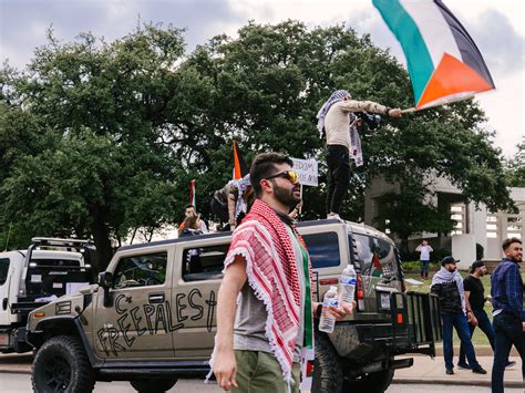 People Protesting with Palestinian Flag · Free Stock Photo