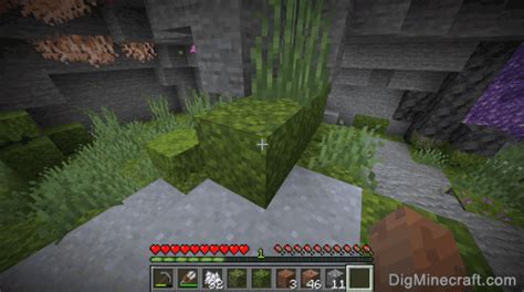 How to make a Moss Block in Minecraft