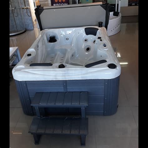 Wholesale Bath Tub Outdoor Whirlpool Spa For 4 People Hot Tub Spa Tubs Outdoor Jakuzzi Jacussi ...