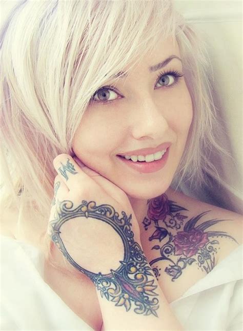 Lets Get Inked Girls: Rose Neck Tattoos for girls