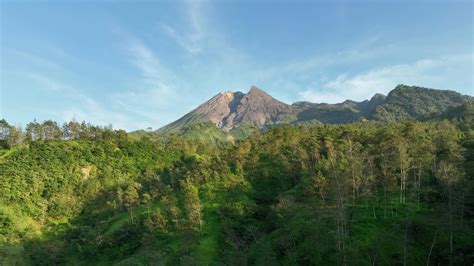 Aerial View of Mount Merapi in the Morning 25314727 Stock Video at Vecteezy