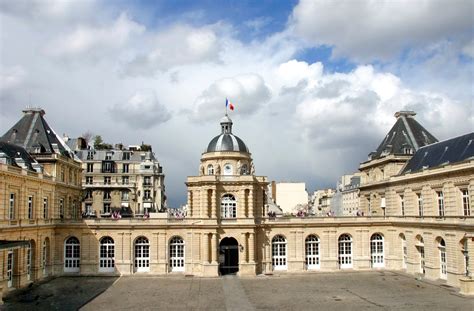 French Senate demands withdrawal of Azerbaijani troops from Armenia