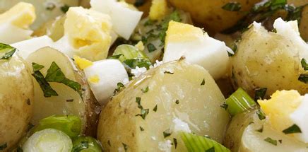 Warm Turkish potato salad a vegetarian recipe