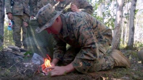 U.S. Marines • Wilderness Survival Training - YouTube