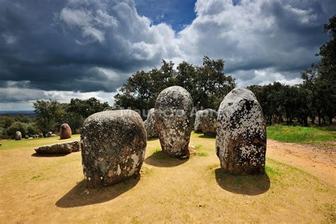 Images of Portugal | Almendres cromlech, a 8000 years old prehistoric ...