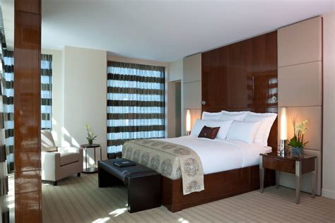 Executive Suites in Miami | JW Marriott Marquis Miami