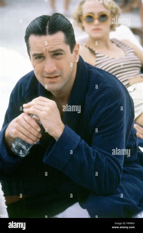 Robert De Niro / Once Upon a Time in America 1984 directed by Sergio ...