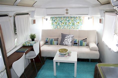 90 modern rv remodel travel trailers ideas (40) | Vintage camper interior, Trailer remodel ...