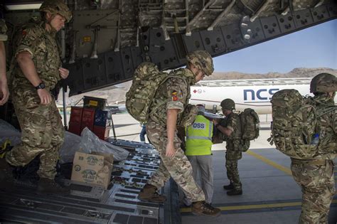 UK, NATO to continue Afghanistan airlift after deadly Kabul bombings | The Times of Israel