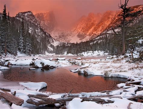 How to Experience the Winter Wonder of Rocky Mountain National Park ...