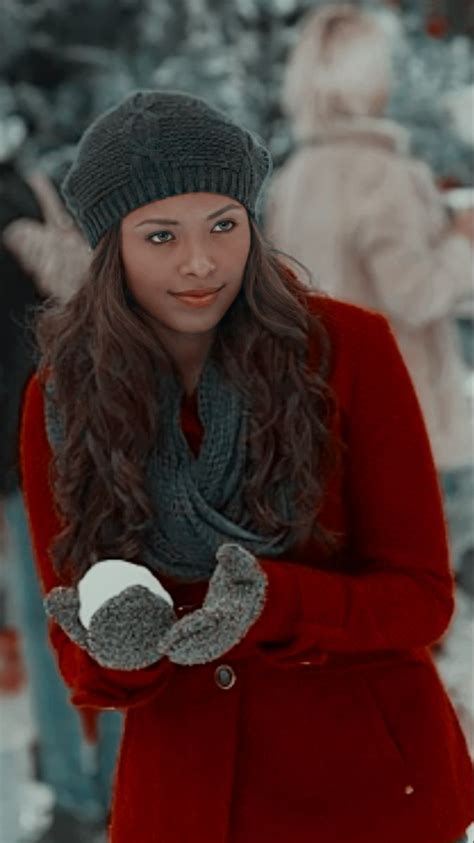 TVD Bonnie Christmas | Bonnie bennet, Bonnie bennett, Tvd