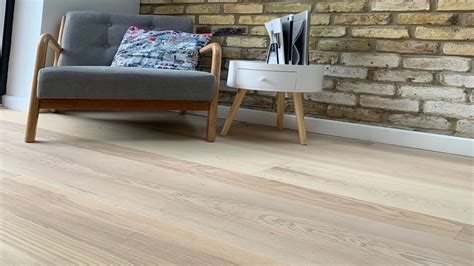 Engineered Ash Flooring for Contemporary Kitchen - Sutton Timber