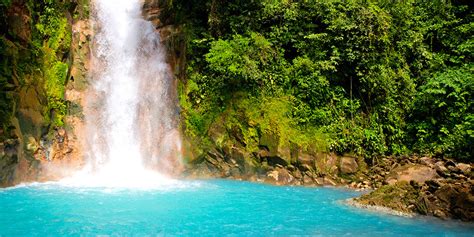 Rio Celeste Waterfall Is Quite Possibly The Bluest Waterfall On Earth | HuffPost