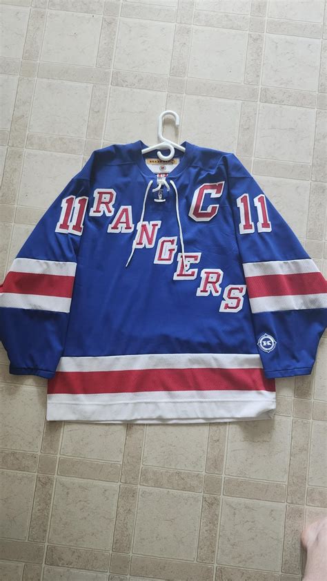 Picked up two Messier NYR Jerseys from a thrift store, turns out one ...