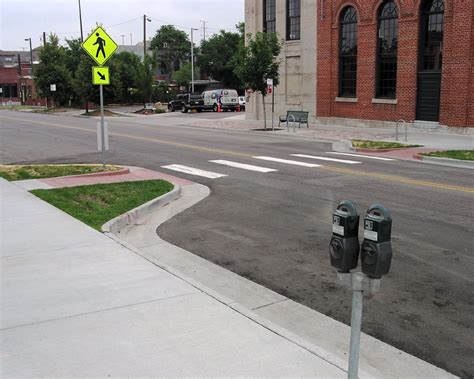 mid block crossing - Google Search Pedestrian Accident, Pedestrian ...