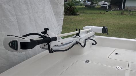 2019 Mako Pro Skiff 17 Trolling Motor Install - YouTube