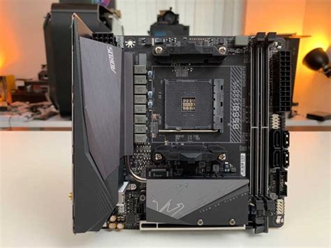 Gigabyte B550I AORUS PRO AX Motherboard Review | Page 2 of 10 | eTeknix