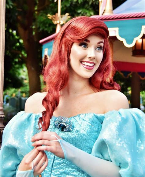 Ariel At Disneyland Disney Princess Cosplay Ariel Disneyland Disney - Riset