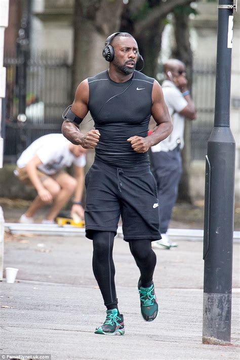 Idris Elba sprints through London in workout gear while shooting scenes for new movie | Daily ...