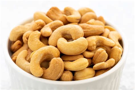 15 Common Types of Nuts - Jessica Gavin