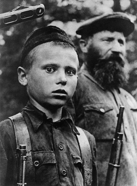 29 Vintage Photos of Child Soldiers in World War II ~ Vintage Everyday