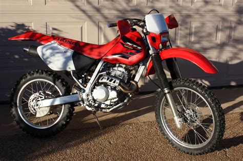 2004 Honda Xr 250R Dirt Bike for sale on 2040-motos