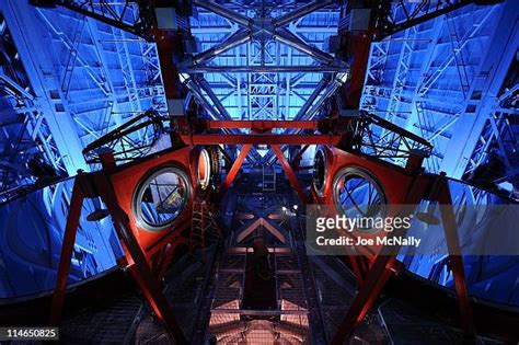 Mount Graham International Observatory Photos and Premium High Res Pictures - Getty Images