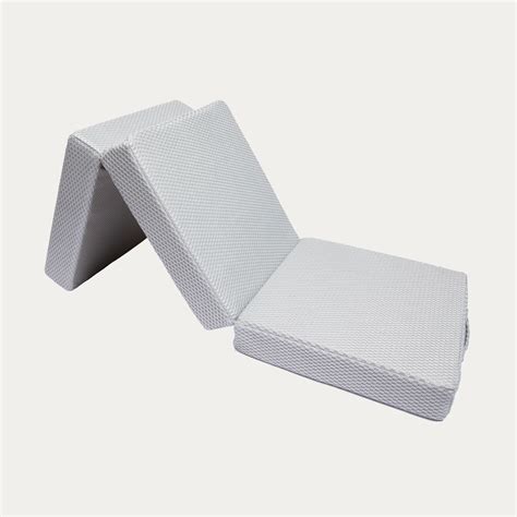 Sourcing Tri-fold Mattress Topper from China | OEM Manufacturer