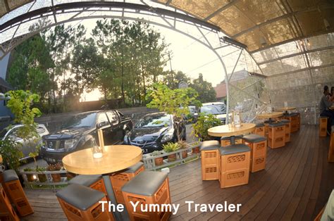 The Yummy Traveler: Food/ Restaurant Review : Hummingbird Eatery