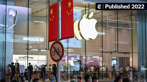 Chinese Government Steps In to Help an Apple iPhone Factory - The New ...