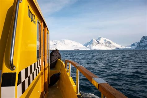 Sermitsiaq Mountain • Sailing in Nuuk Fjord | Guide to Greenland