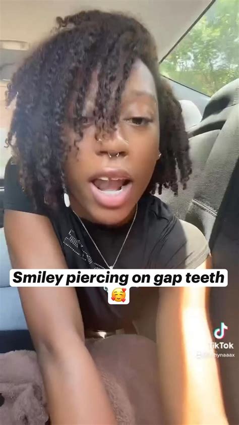 Smiley piercing on gap teeth🥰 | Smiley piercing, Gap teeth, Nose piercing