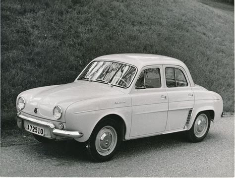 Renault Dauphine, press photo, Sweden, 1960s | Renault dauphine gordini, Renault dauphine, Voiture