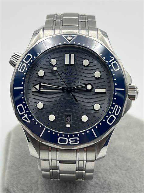 [SOLD] Omega Seamaster Diver 300M Blue Silver – 2022 – Box and Papers – Harbour Time