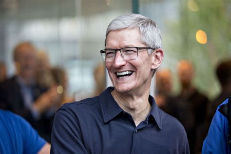 Tim Cook - Biography, Height & Life Story | Super Stars Bio