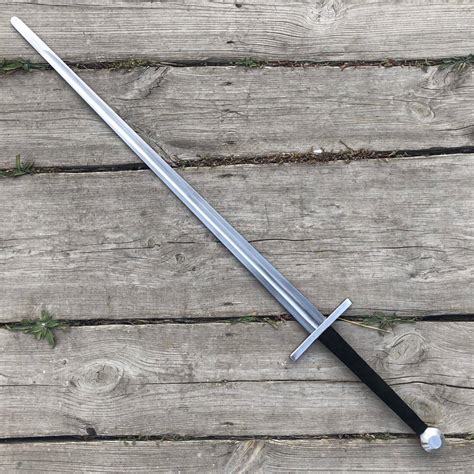 Basic longsword for armored combat • Medieval Extreme